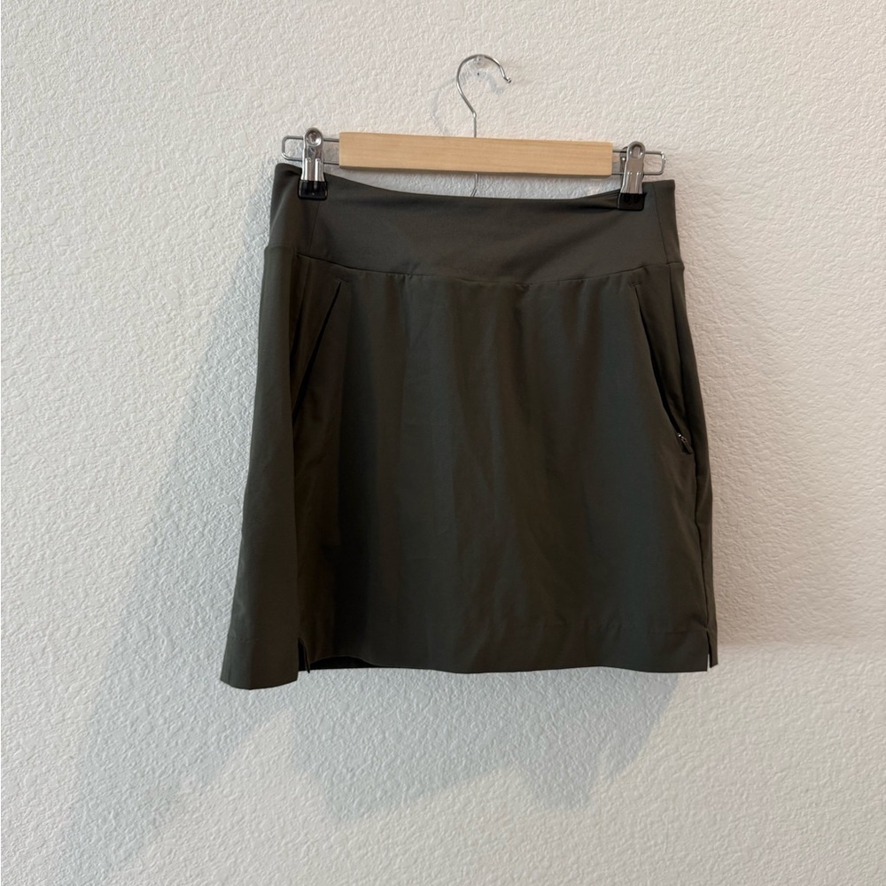Athleta- Olive Green SoHo Skort- Size 2
